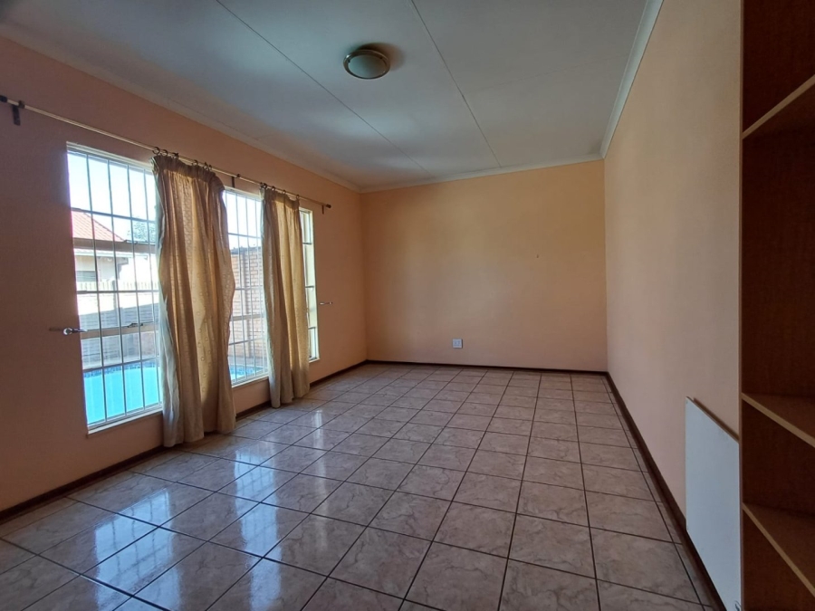 3 Bedroom Property for Sale in Orkney North West